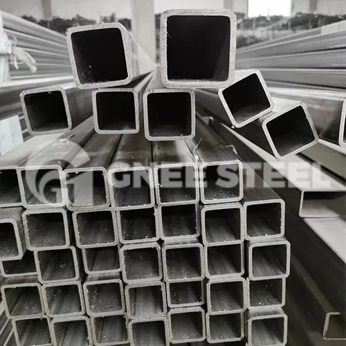 آؤٹ ڈور جستی سوراخ شدہ اسٹیل اسکوائر روڈ ٹریفک سیفٹی اسٹیل اسکوائرڈ